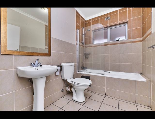 1 BEDROOM APARTMENT FOR SALE IN FERNDALE